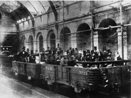 Fig. 3.1 - Primeira linha de comboio subterrâneo em Londres (1863) [5] 