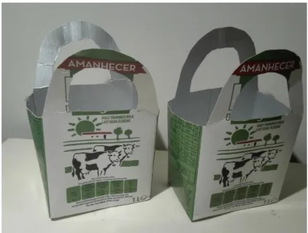 Figura 3 - Cestos de compras construídos a partir de pacotes de leite  reutilizados 