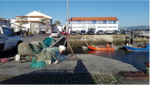 Figura 10 - Porto de pesca e lota, na Ribeira, freguesia de Monserrate 