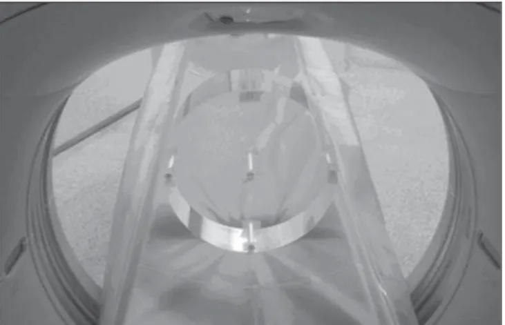 Figure 1. Positioning of the phantom at the isocenter of the CT scanner.