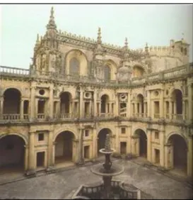 Figura 4-2 Claustro de D. João III (Convento de Cristo em Tomar)