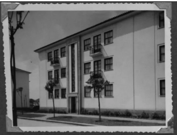 Fig. 3: Bairro de Alvalade [contorno das 2 primeiras células]                   Fig. 4: Casas de Renda Económica em Matosinhos | 1951
