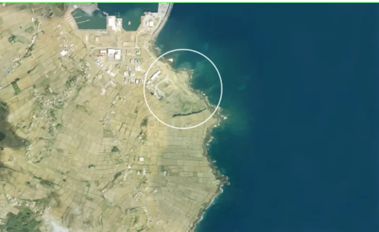 Figura 10. Fotografia aérea da zona do Cabo da Praia previamente à instalação   do Parque de Combustíveis (Retirado de Google Earth, 2000)