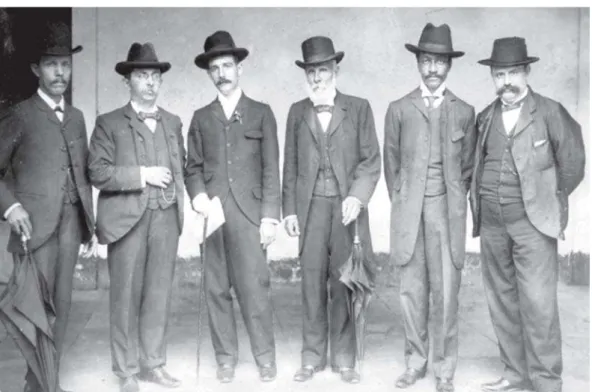 Figura 1: Juliano Moreira (fifth from left to right) and Silva Lima (fourth from left to right), Bahia (between 1896 and 1902)