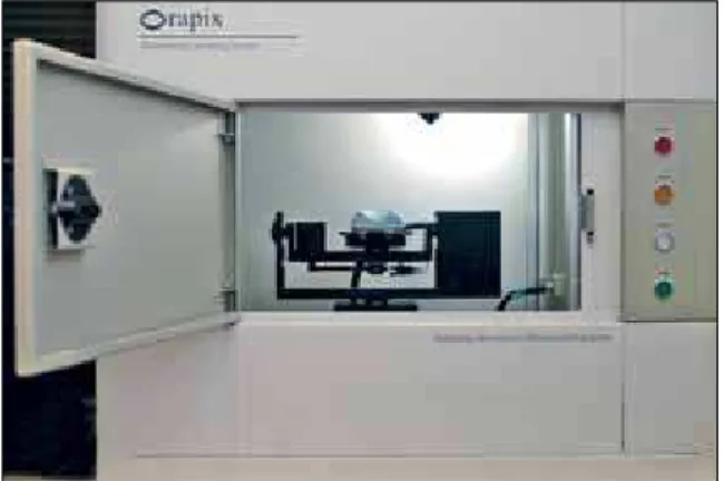 FIGURE 2 - Three-dimensional scanner.