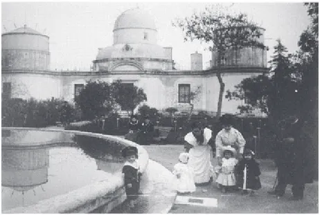 FIGURA 72 – Lago e Observatório Astronômico do Jardim Botânico da Universidade de                                                     Lisboa - Início do Século XX – Foto de Paulo Guedes (1886-1947) 