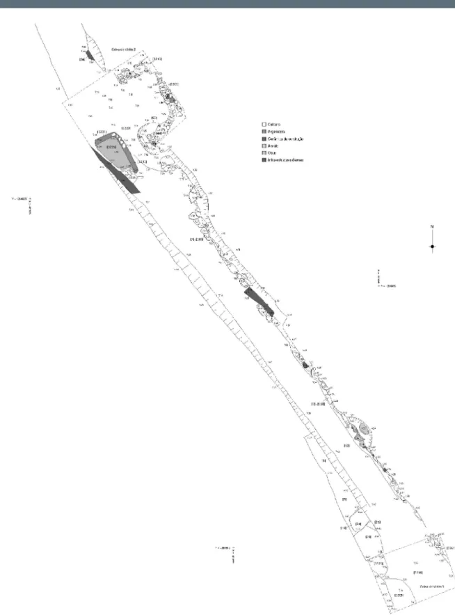 Fig. 4 – Plano Geral das Estruturas identificadas na Vala de Saneamento