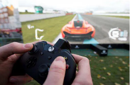Figura 7: Xbox One. Fonte: <http://phys.org/news/2013-11-xbox-hot-debut-console-war.html> 