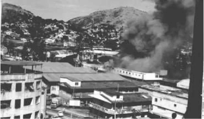 Figura 6 – Início do incêndio no Mercado da Vila Rubim  Fonte: Comerciante Jair da Vitória 