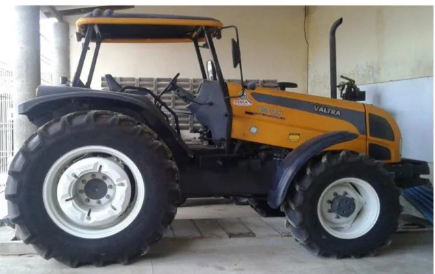 Figura 4. Trator Valtra BM 125i 