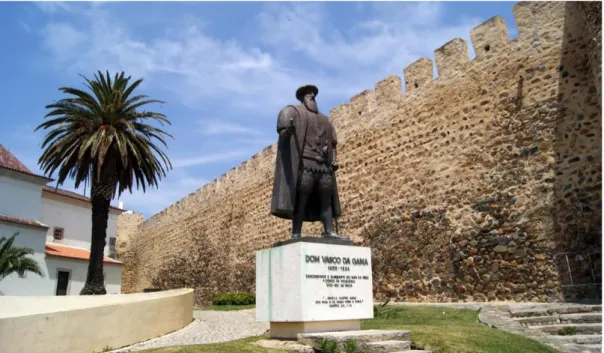 Figura 1 - Foto da Estátua de Vasco da Gama em Sines