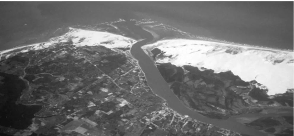 Figure 14 - Le delta du Jaguaribe à Fortim et les dunes transgressives de Canoa Quebrada.