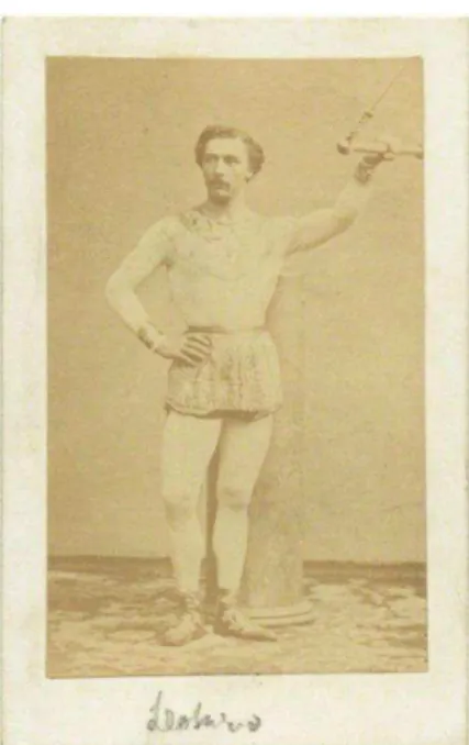 Figura 5: Jules Léotard - after Disdéri  albumen carte de visite, 1860s - 3 1/4 in. x 2 in