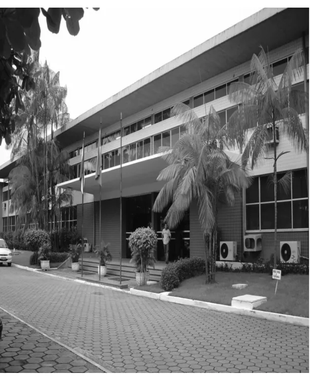 Figura 3: Fotografia da Fachada do IFPA, Atual Campus Belém, em 2009. Antiga sede da    Escola Técnica Federal do Pará, cuja construção teve inicio no ano de 1965
