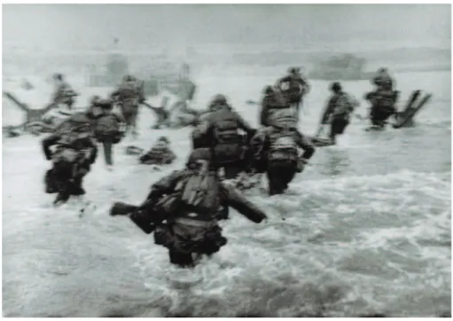 Fig. 01: Normandy. Omaha Beach. The first wave of American troops lands at dawn. 1944