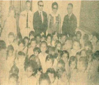 Fig. 08 -  General  José  Pinto Sombra  (à direita) em  visita a uma escola no Ceará-  Fonte:  Jornal  Gazeta  de Notícias, 30/03/1969.