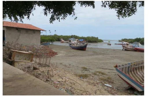 Figura  02  –   Local  utilizado  para  o  desembarque  de  pescado  na  Comunidades  de  Ilha  Coqueiros, municipio de Acaraú, estado do Ceará, Brasil