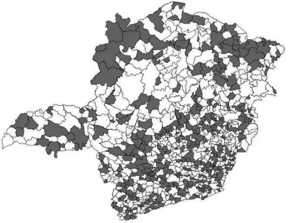 Figura 4:  Mapa dos  municípios com  prefeitos  reeleitos na cor  cinza e não reeleitos na  cor branca, em Minas Gerais, no ano de 2008