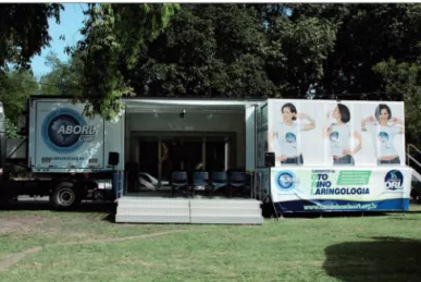 Figure 1. Open mobile unit with the miniauditorium.