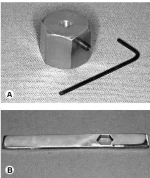 Figure 3. Macroscopic analysis of the tubes. A: tube without  contamination; B: Contaminated tube with sediment at the bottom.