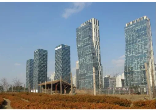 Figure 2 –Glass buildings in Songdo. Phase one Songdo Central Park,  (source: by the author 2014)