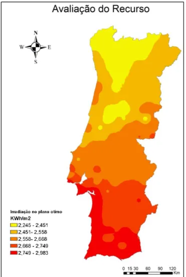 Figura 4.2.5 - Mapa estimado de irradiação no plano ótimo por Portugal Continental (mapa ini- ini-cial) 