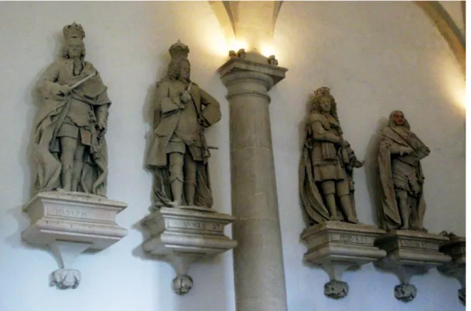 Fig. 18 - Esculturas produzidas na segunda e terceira fase. Da direita para esquerda: D