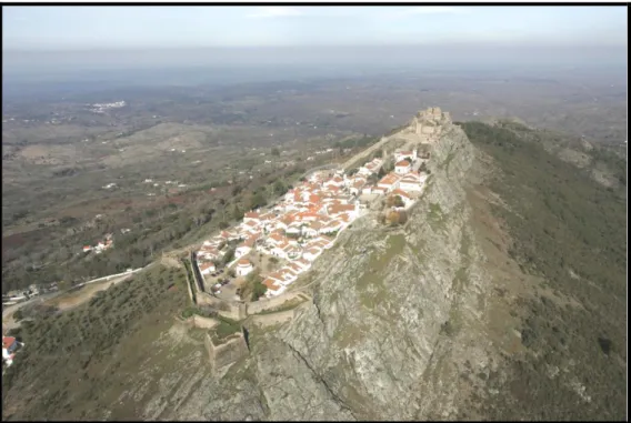 Fig. 20: Vista aérea da vila de Marvão 71
