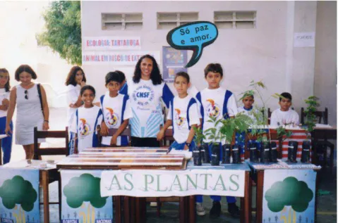 Figura 3: Stand na feira de ciências  de 1998, trabalho “As plantas”  Fonte: arquivo pessoal
