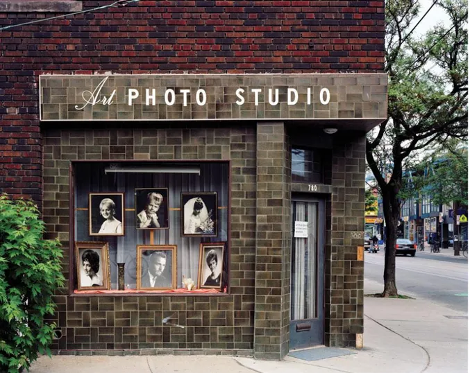 Fig. 4. The Art Photo Studio in Toronto closed due to retirement in 2005 
