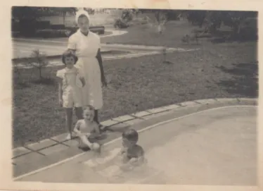 Figura 6 - Minha Mãe  como  babá  de uma  família da Zona  Sul do  Rio de Janeiro, em  fins dos  anos  50