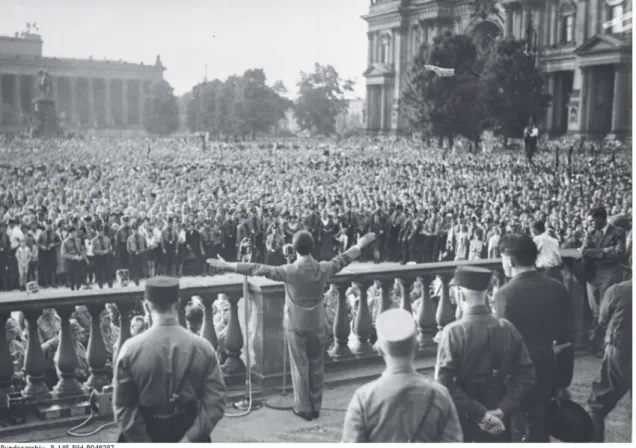 Figura 3 - Goebbels em 1932. Fonte: Arquivo Federal Alemão (Bundesarchiv, B 145 Bild-P046287 / CC-BY-SA 3.0)