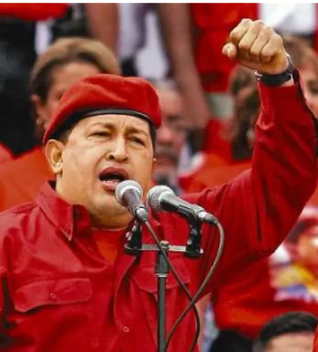 Figura 2 - Hugo Chávez, ex-presidente da Venezuela, discursando ao ar livre. 