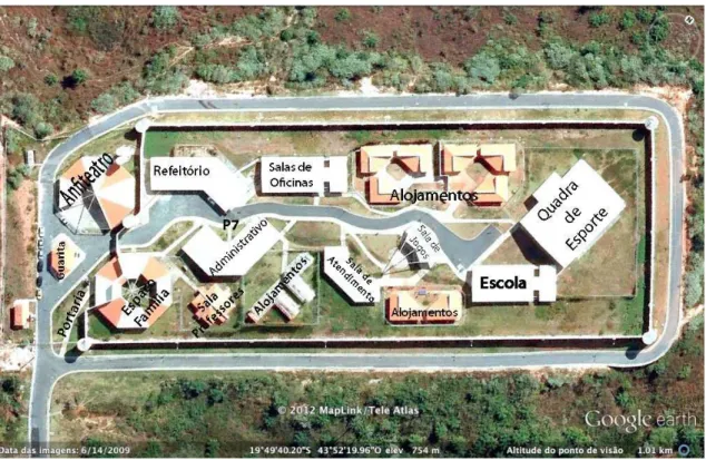 FIGURA  2:  Imagem  aérea  mais  aproximada.  Retirada  do  Google  Earth  em  Fevereiro/2012