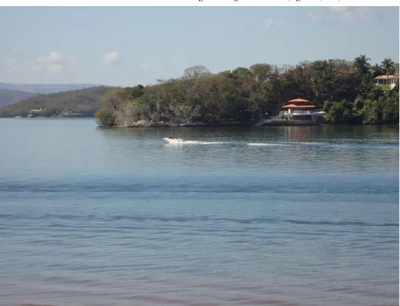 Foto 19 – Ranchos às margens do lago artificial de Jaguara (2015) 
