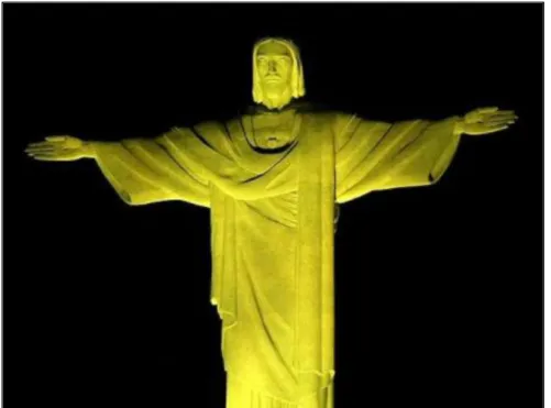 Figura  1:  Setembro  amarelo.  Iluminação  dos  monumentos  históricos  na  campanha de prevenção ao suicídio em 2017
