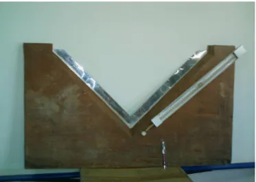 Figura  4.10  -  Vertedor  triangular,  pertencente  ao  Laboratório de Hidráulica da Escola de Minas