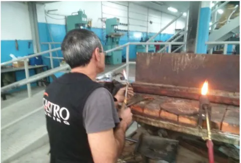 Figure 2.17: Shaping decorative brass pieces by oxy-fuel welding at “Castro Lighting” factory 