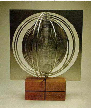 Figura 39: Mary Vieira. Polivolume, 1953. Disco plástico, idéia para uma progressão serial, e  alumínio anodizado, 36,7 x 36,7 cm