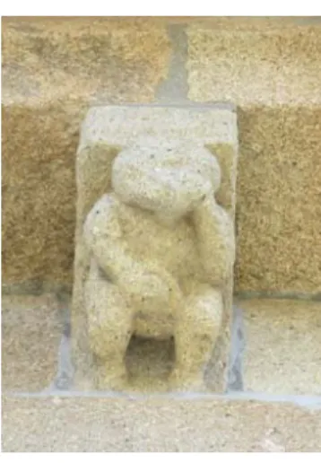 Fig. 5 - Homem escondendo órgão sexual ao mesmo tempo que tapa o rosto, Capela de Nossa Senhora da  Livração de Fandinhães (Marco de Canaveses)