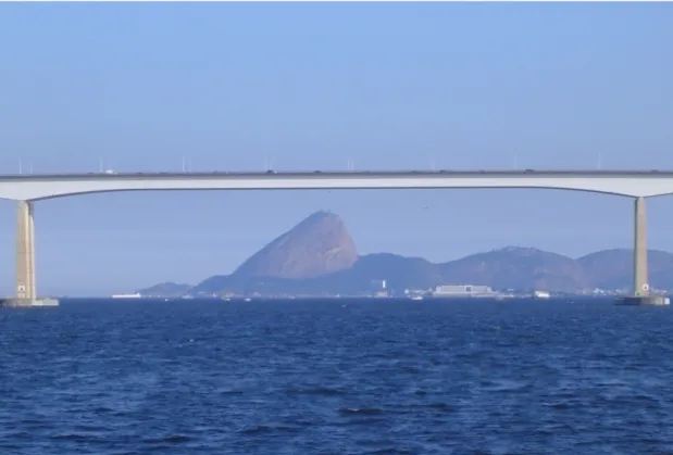Figura  3  -  Vão  Central  da  Ponte  Presidente  Costa  e  Silva,  que  liga  a  cidade  de  Niterói  à  capital Fluminense