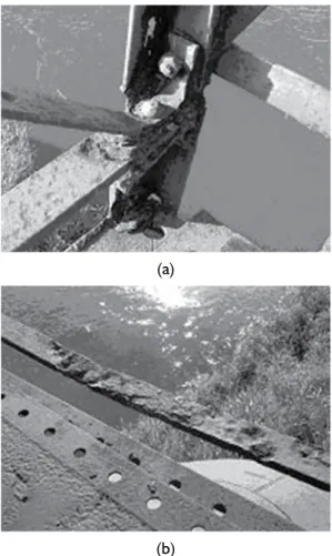 Figura 10. Corrosão metálica na região do guarda-corpo  da Ponte Marechal Hermes.
