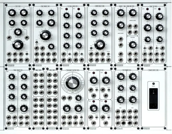Figura 6 - Um sintetizador modular    