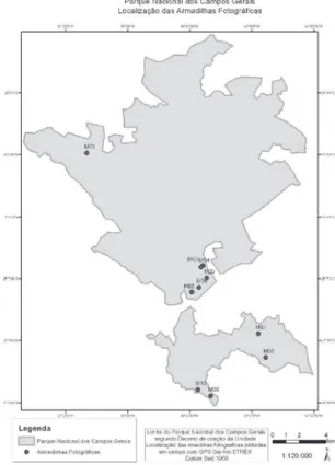 FIGURA 1: Localização geográfica do Parque Nacional dos Cam- Cam-pos Gerais, PR, indicando a distribuição das armadilhas fotográficas.
