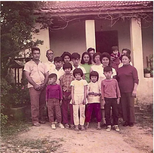Foto nº 05 - O senhor Haruo, o pai Hajime Kavashima,o irmão Massame, esposas e filhos