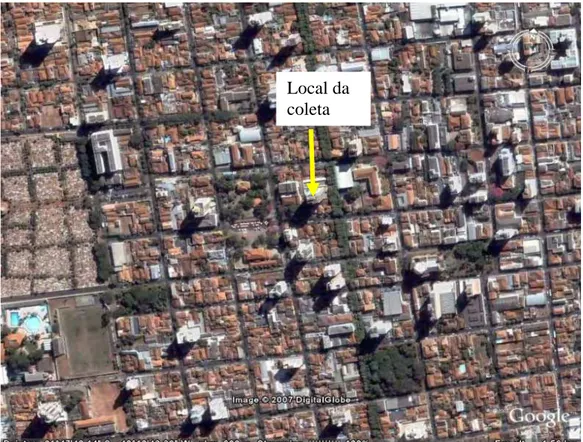Figura 1 – Imagem obtida por satélite do centro da cidade de Araraquara, a seta aponta o  edifício onde o aparelho para coleta do material particulado ficou instalado