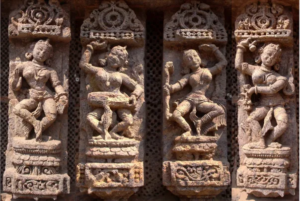 FIGURA 5: poses de dança, templo de Konark, em Bhubaneswar, estado de Orissa, Índia Foto: Ricardo Gomes – acervo da autora