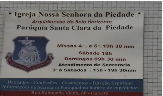 FIGURA 6: Placa afixada do lado de fora da igreja. 
