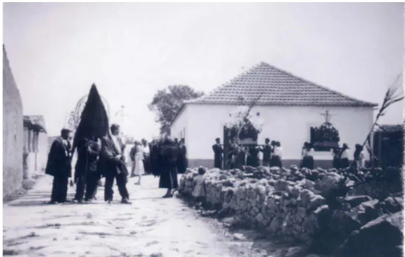 Figura 1. A procissão do domingo da Festa da Pocariça [1950-1960]. Foto de anónimo 