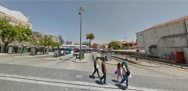 Figura 18: Exemplo de terminal rodoviário (Parque das Camélias, Porto)  Fonte: Google Maps 